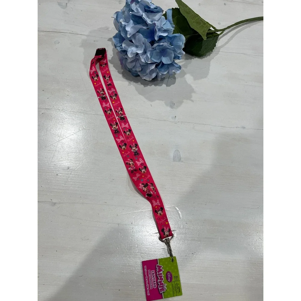 NEW Disney Minnie‎ Mouse Lanyard with Badge Holder Pink Breakaway Safety
